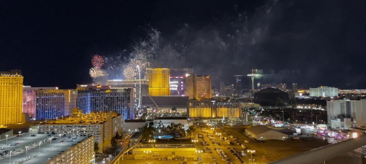 Mgm Signature-25-805 Balcony Strip Sphere F1 Views Las Vegas Zewnętrze zdjęcie